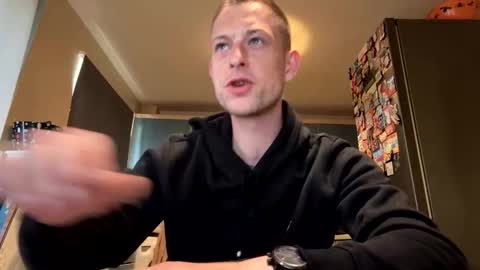 Snapshot of hungteasex chatting on 04.26.26 HungTeaseX online show from 04.26.26