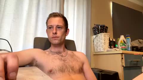 Snapshot of hungteasex chatting on 06.20.26 HungTeaseX online show from 06.20.26