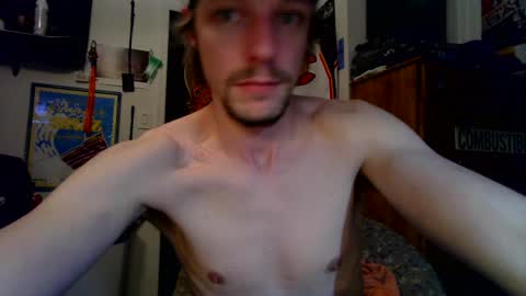 Snapshot of hungtxcock92 chatting on 03.11.25 hungtxcock92 online show from 03.11.25