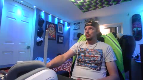 Snapshot of hungtxcock92 chatting on 10.02.25 hungtxcock92 online show from 10.02.25