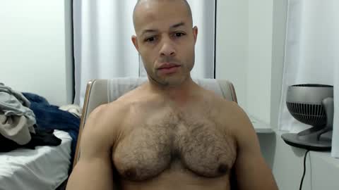 Snapshot of hungxpert chatting on 02.16.25 hungxpert online show from 02.16.25