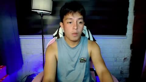 Snapshot of hunk_danny chatting on 07.25.26 hunk_danny online show from 07.25.26