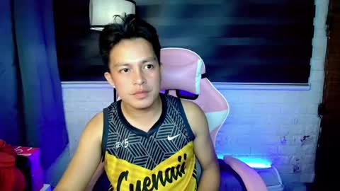 Snapshot of hunk_danny chatting on 07.28.26 hunk_danny online show from 07.28.26