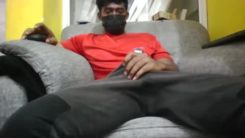 Snapshot of hunk_dominant chatting on 03.01.25 hunk_dominant online show from 03.01.25