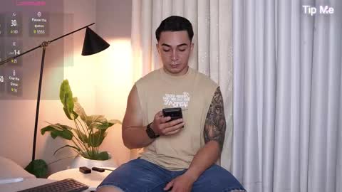 hunk_ryan online show from 10.30.25