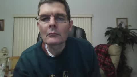Snapshot of hunkmasclefad458 chatting on 01.24.25 hunkmasclefad458 online show from 01.24.25