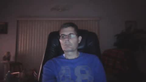 Snapshot of hunkmasclefad458 chatting on 11.17.25 hunkmasclefad458 online show from 11.17.25