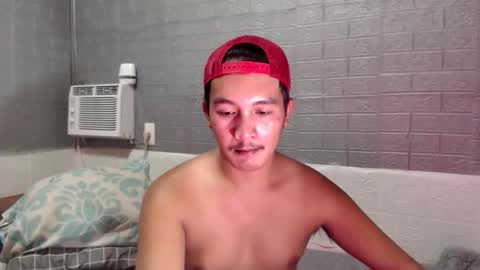 hunkylloyd online show from 04.16.26