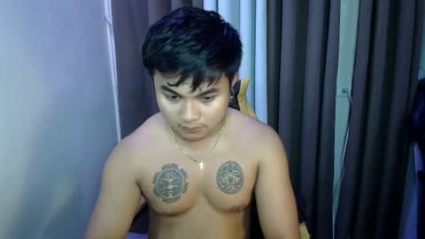 Snapshot of hunkyzeus chatting on 06.22.26 hunkyzeus online show from 06.22.26