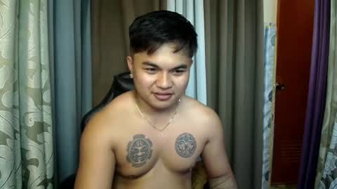 Snapshot of hunkyzeus chatting on 07.12.26 hunkyzeus online show from 07.12.26