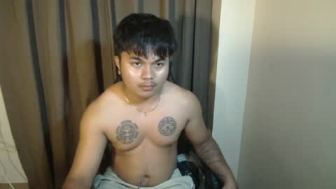 Snapshot of hunkyzeus chatting on 08.02.26 hunkyzeus online show from 08.02.26