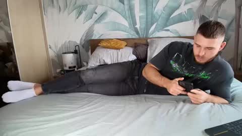 Hunter Bridges online show from 11.23.25