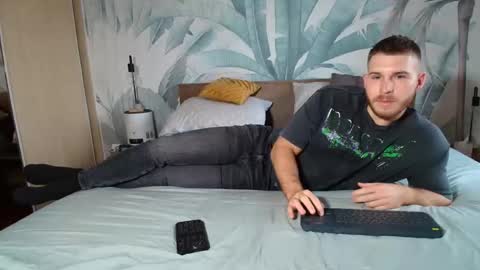 Hunter Bridges online show from 11.26.25