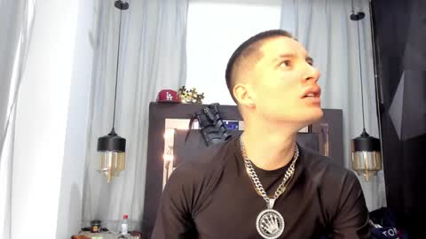 hunterheat_ online show from 04.11.26