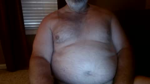 Snapshot of huntermark1 chatting on 06.15.26 huntermark1 online show from 06.15.26