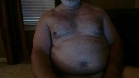 Snapshot of huntermark1 chatting on 06.25.26 huntermark1 online show from 06.25.26