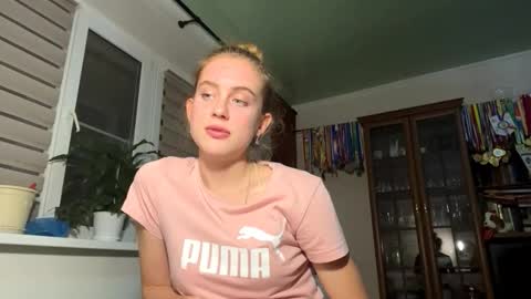 Gloria online show from 11.13.25