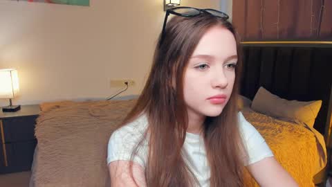 Lily online show from 04.15.26