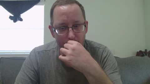 Snapshot of hybridhuman666 chatting on 09.27.25 Bob Anderson online show from 09.27.25