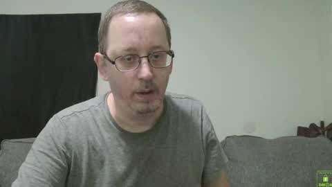 Snapshot of hybridhuman666 chatting on 10.04.25 Bob Anderson online show from 10.04.25