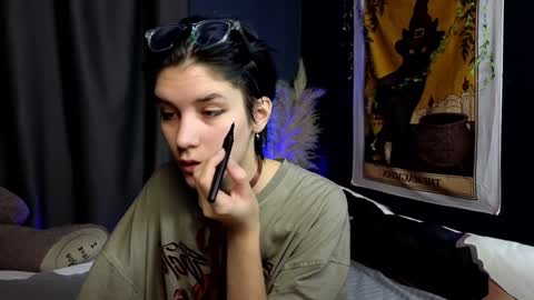 Hyeon Jin online show from 01.30.25