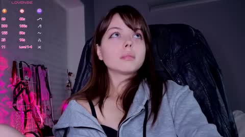 Snapshot of hype_meal_home chatting on 02.12.26 Miley. PVT open i have extra prices on nude show online show from 02.12.26