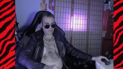 Snapshot of hypnosexray chatting on 01.16.25 Mistress Magenta online show from 01.16.25