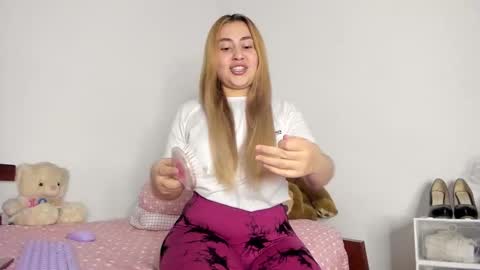 Hyun Joo online show from 03.17.26