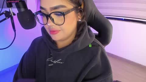 Ari online show from 04.07.26