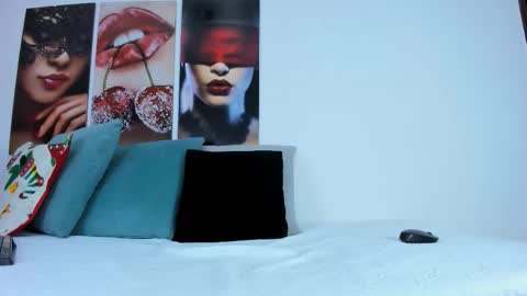 The Dolls online show from 11.19.25