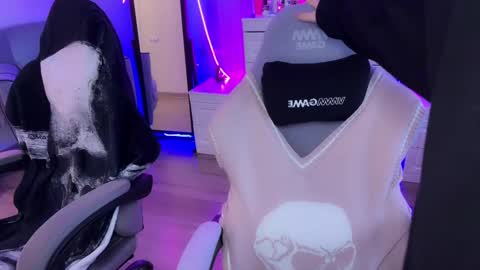 Asya  online show from 01.14.25