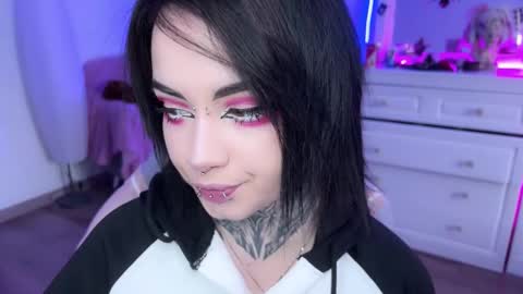 Asya  online show from 03.08.25