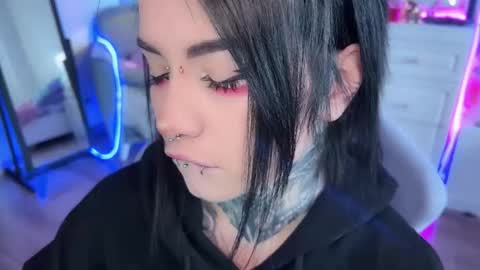 Asya  online show from 10.05.25