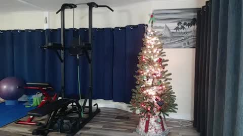 Snapshot of i_fetishize_u chatting on 01.06.25 ShortStuff online show from 01.06.25