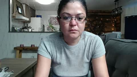 Snapshot of i_fetishize_u chatting on 02.13.25 ShortStuff online show from 02.13.25