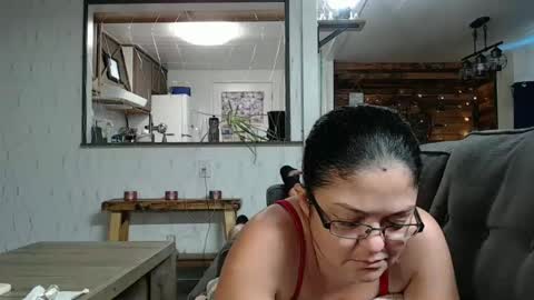 Snapshot of i_fetishize_u chatting on 02.15.25 ShortStuff online show from 02.15.25