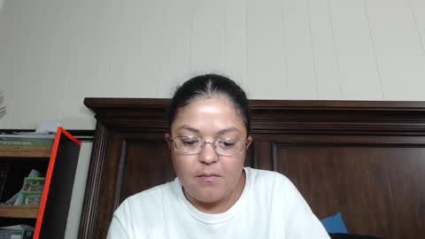 Snapshot of i_fetishize_u chatting on 10.23.25 ShortStuff online show from 10.23.25