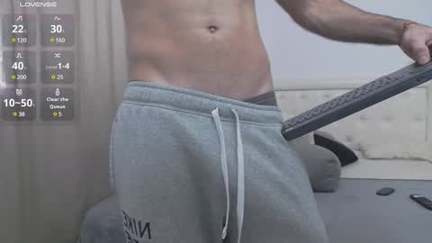 Snapshot of i_m_phillip_grey chatting on 01.05.25 Phillip online show from 01.05.25