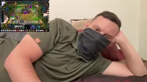 i o ro online show from 10.23.25