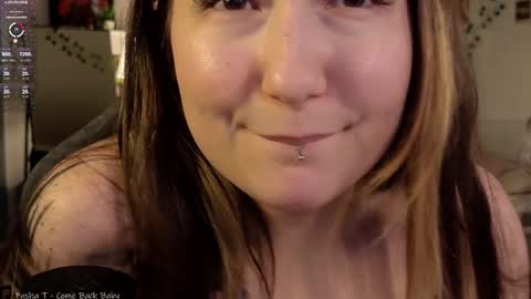 Snapshot of iam_meg chatting on 12.27.24 Meg online show from 12.27.24