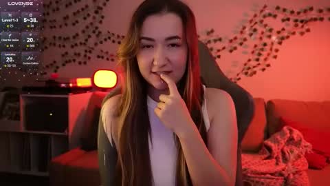 Snapshot of iam_meg chatting on 10.20.25 Meg online show from 10.20.25