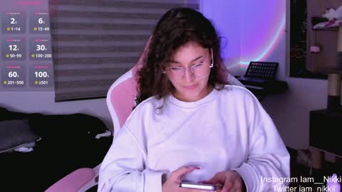 On instagram Imm  NikkiHelp me reach 100 likes online show from 12.05.24