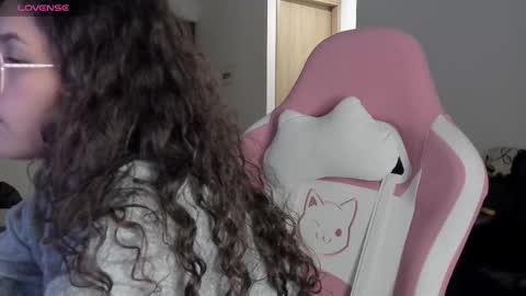 On instagram Imm  NikkiHelp me reach 100 likes online show from 02.20.25