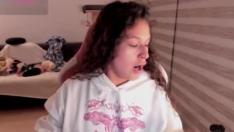 On instagram Imm  NikkiHelp me reach 100 likes online show from 10.15.25