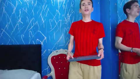 Iam Smith  online show from 02.03.26