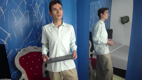 Iam Smith  online show from 02.04.26