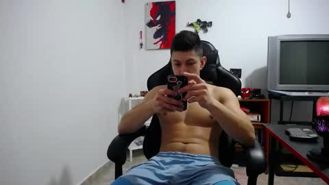 iam_yourbabyprincess_xd online show from 11.03.25