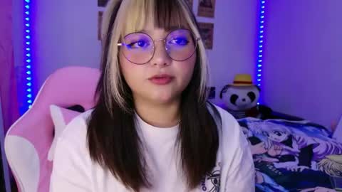 Zoe 3 online show from 04.16.26