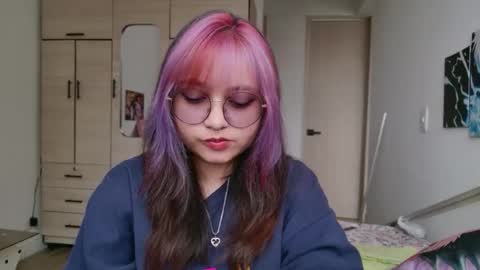 Zoe 3 online show from 06.15.26