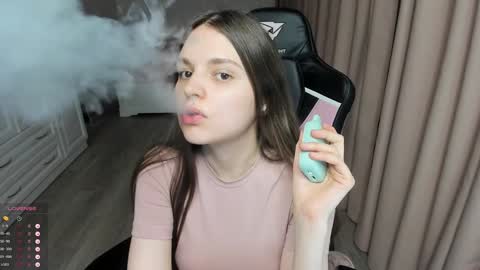 Cassie  STREAMS HERE EVERYDAY online show from 12.04.24